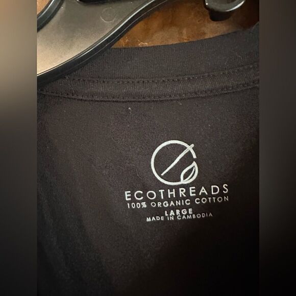 Ecothreads NWOT leopard & black shirt - Picture 6 of 10